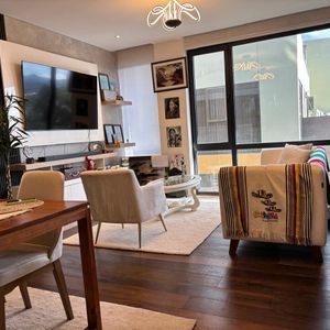 En Venta Moderno Departamento En Calacoto