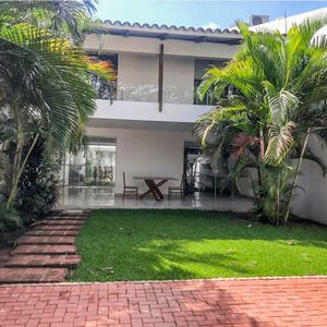 Lujosa Casa En Venta 6to Anillo