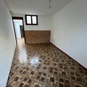 Imperdible Alquiler En Pocitos: Ph Con 3 Dormitorios Y Parrillero Propio