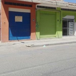 Tienda Independiente Sobre Avenida Principal 62629205