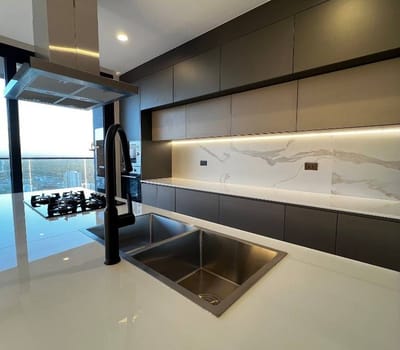 Departamento De 3 Dormitorios En Alquiler | Edificio Mare