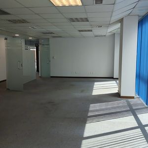 Espaciosa Planta Libre En Alquiler