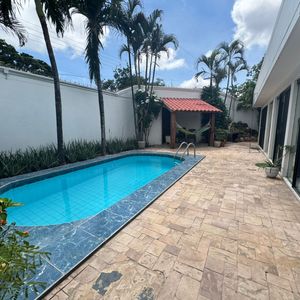 Casa Amplia En Alquiler Av Banzer