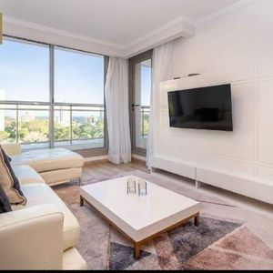 Apartamento 3 Dorm. 2 Baños 1 En Suite En Place Lafayette. Ubicación Inmejorable