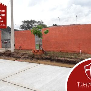 Hermosa Casa En Anticrético Zona Sur. Av. Moscú 8vo Anillo.