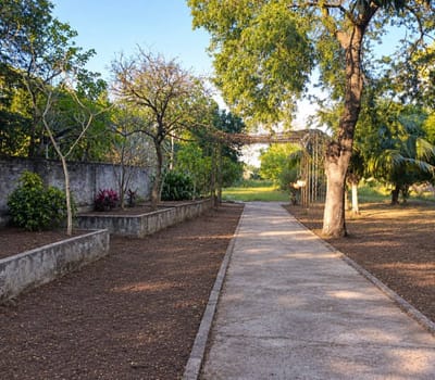 Casa Quinta, A Precio De Terreno