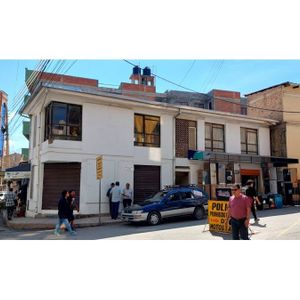 Casa Comercial Prox. Templo San Idelfonso