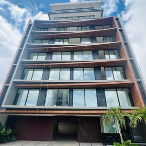 Departamento De Lujo En Venta, Ubicado En El 2do Piso Del Edificio Spazios