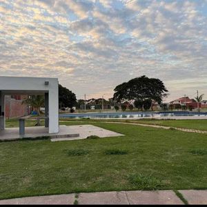 Terreno En Venta, Urbanizacion Cerrada Los Angeles