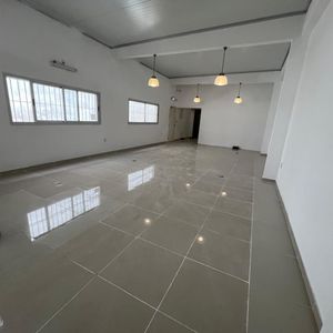 Venta Local Comercial Con Renta - Solano López Y Dalmiro Costa