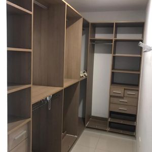 Dpto. De 3 Dorms. En Alquiler!!