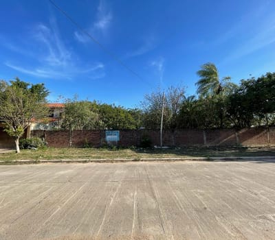 Terreno En Venta, Zona Norte