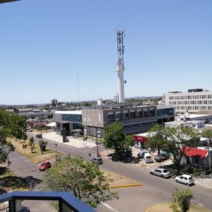 Amplio Apartamento De Tres Dormitorios Y Lavadero En Maldonado