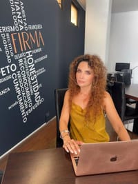 Aleida Vega - Firma