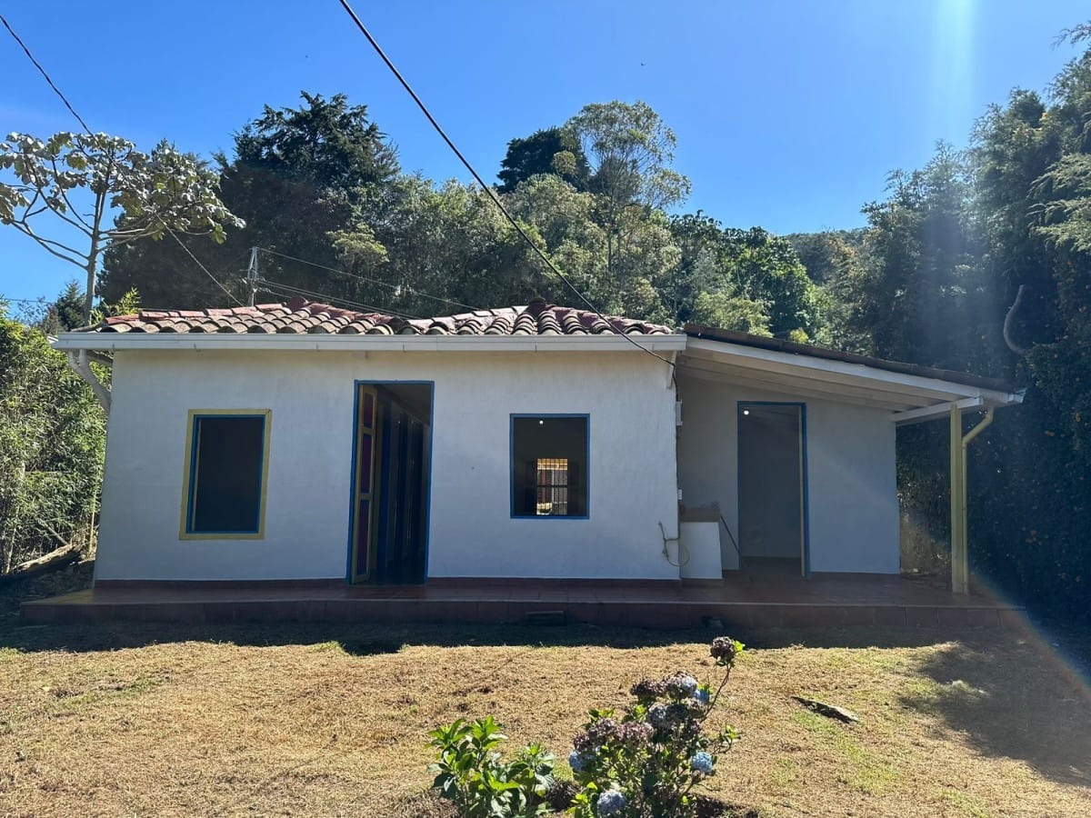 Finca en  Arriendo en Ca�averal, El guacamayo