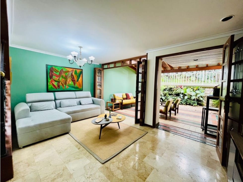 Casa en venta en Loma de las brujas, Envigado