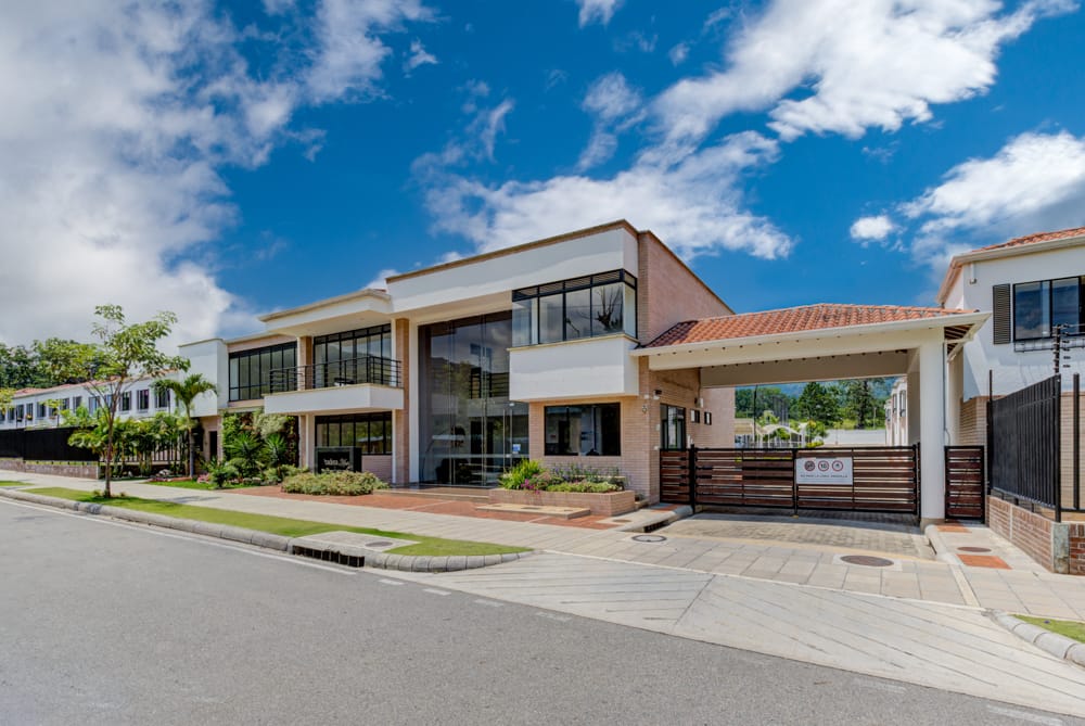 Pradera del Hato, Casas en Venta en La españolita, Piedecuesta