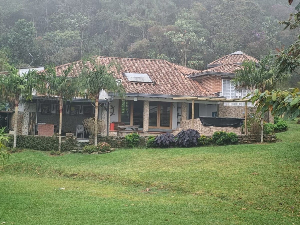 Finca en  Venta en La Catedral, Envigado