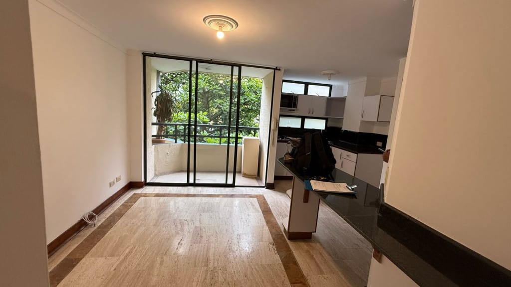 Apartaestudio en  Venta en Laureles, Medellín