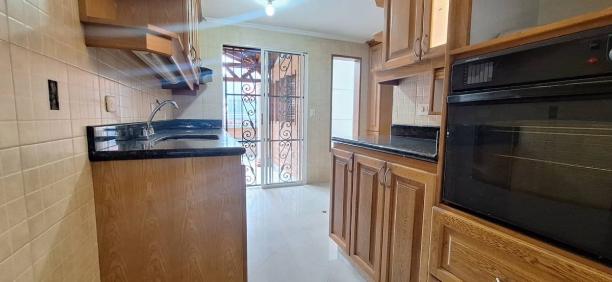 Casa en Venta en Loma de los bernal, Medellín