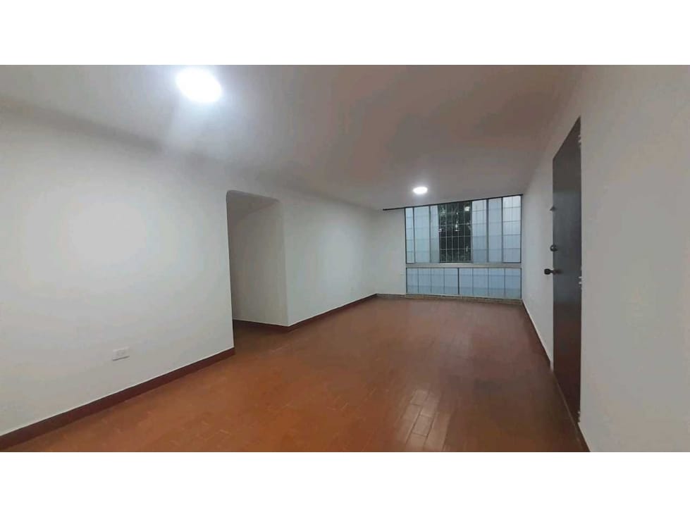Apartamento en Venta en Ciudad los alamos, Cali