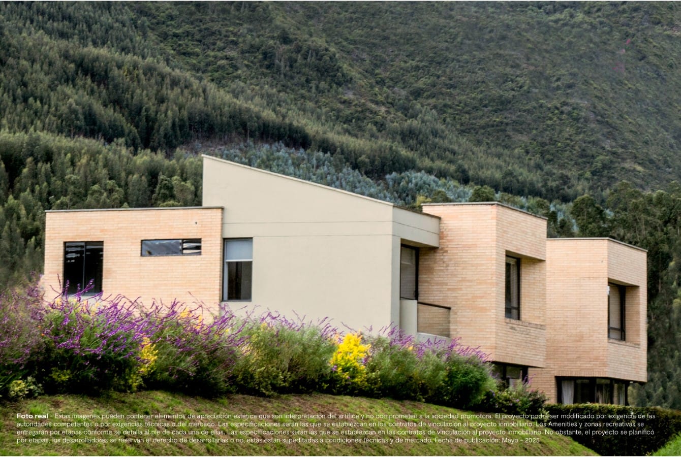 LOS ROBLES, Casas en Venta en Chuntame, Cajicá