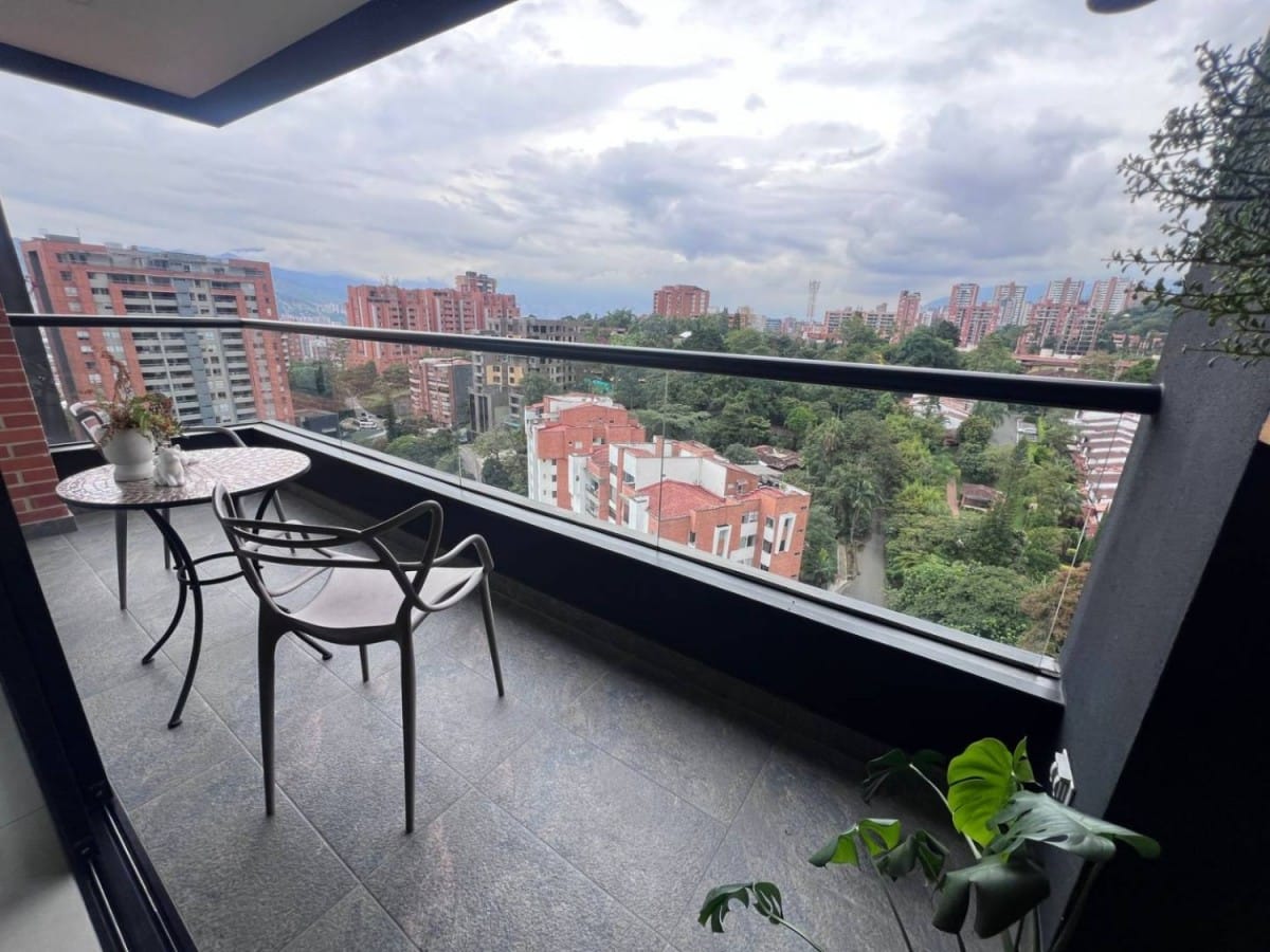 Apartamento en  Venta en Cumbres, Envigado