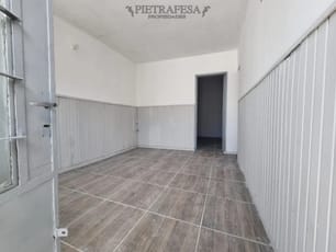 Apartamento en alquiler, 1 dormitorio, 1 baño, patio. Capurro.