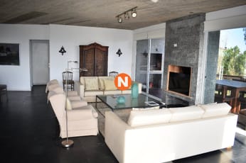 Preciosa casa en venta con vista al mar - Manantiales