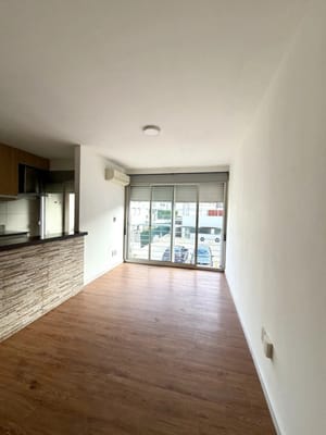 Alquiler Excelente Apartamento De 2 Dormitorios En Unión