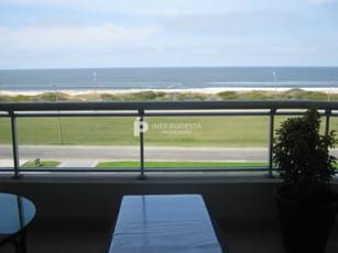 Apartamento en Venta 3 Dormitorios.