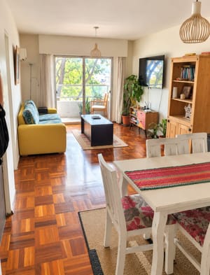 ALQUILER  APARTAMENTO DE 2 DORMITORIOS , CON TERRAZA EN POCITOS SEMI AMUEBLADO
