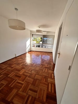 ALQUILER EN LA BLANQUEADA DE 2 DORMITORIOS, PISO 4 AL FRENTE, TERRAZA LAVADERO, CAMARAS