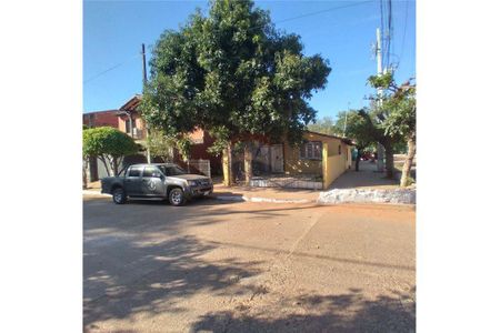 Venta de Casas baratas de 5 dormitorios en Fernando de la Mora -  