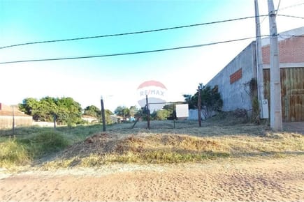 VENDO TERRENO EN CAPIATA LÍMITE CON SAN LORENZO