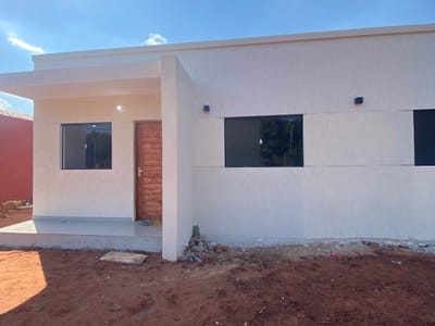 VENDO CASA EN SAN LORENZO -BARRIO VIRGEN DEL ROSARIO