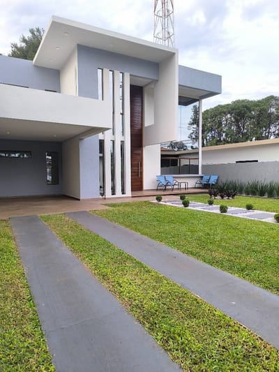 Vendo Hermosa casa en Caaguazu