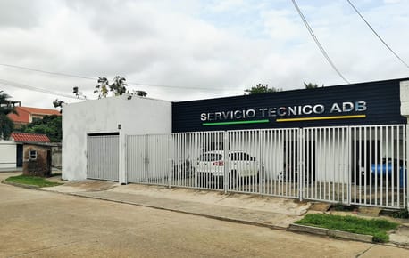 TERRENO EN VENTA DE 1.169m2 A UNA CUADRA DE LA AV. BANZER 4TO ANILLO