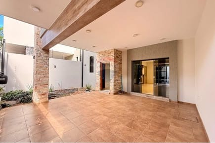 ¡Triplex en el Barrio Felicidad – Lambaré!