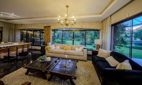 EN VENTA EXCLUSIVA RESIDENCIAL MARISCAL ESTIGARRIBIA 