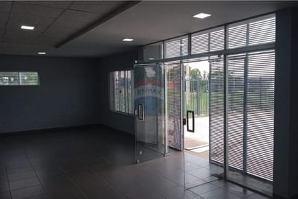 ALQUILO LOCAL COMERCIAL EN YPANE