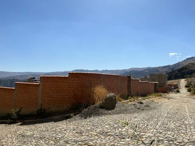 TERRENO EN VENTA - LA SUIZA II ACHUMANI