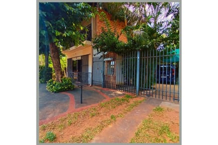 VENDO CASA CON SALON EN CAPIATA