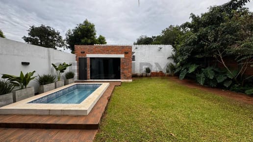 DUPLEX EN VENTA EN LUQUE – LAURELTY