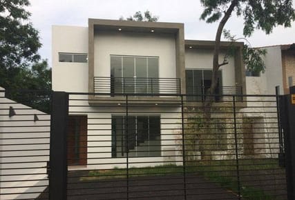 VENDO DUPLEX EN LUQUE BARRIO LOMA MERLO