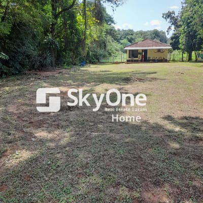 VENDO AMPLIO TERRENO DE 600 M2 EN ENCARNACIÓN 
