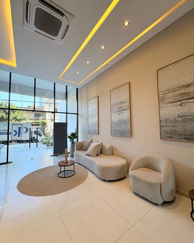 Departamento tipo duplex- Zona shopping Mcal López 