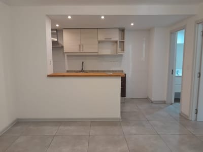Dueño Vende Apto 1 Dorm A 200m De La Rambla - No Aplica Comisión Inmobiliaria