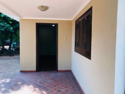ZONA LA COSTA LINCH, CHALET DE 2 DORMITORIOS EN ALQUILER, VIVIENDA U OFICINA.