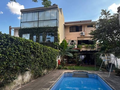 EN VENTA - TRIPLEX EN MARISCAL ESTIGARRIBIA